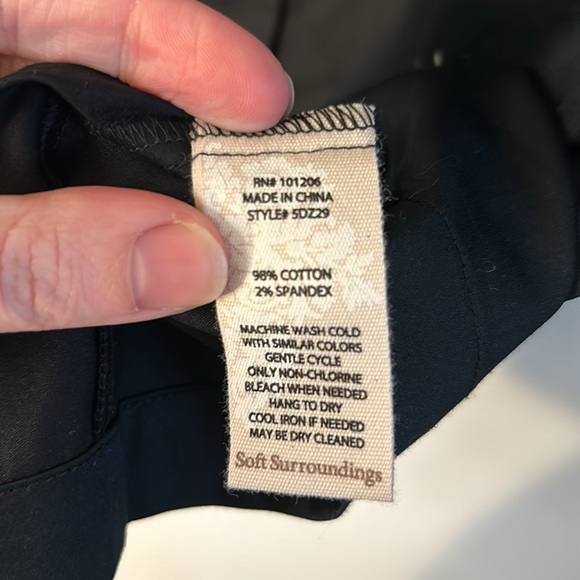 NWOT Soft Surroundings Lively Phoebe Shirt with Ruffle Collar Black Womens sz 2X - Picture 13 of 13